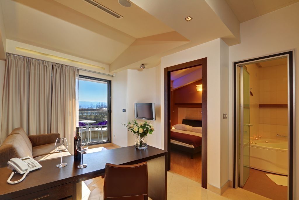 Hotel Diadem Оміш Номер фото